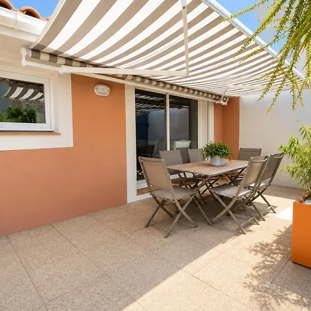 Maison 6 Pers, A 150 M, Terrasse, Garage, Wi-fi & Douchette Exterieure Nyaraló *